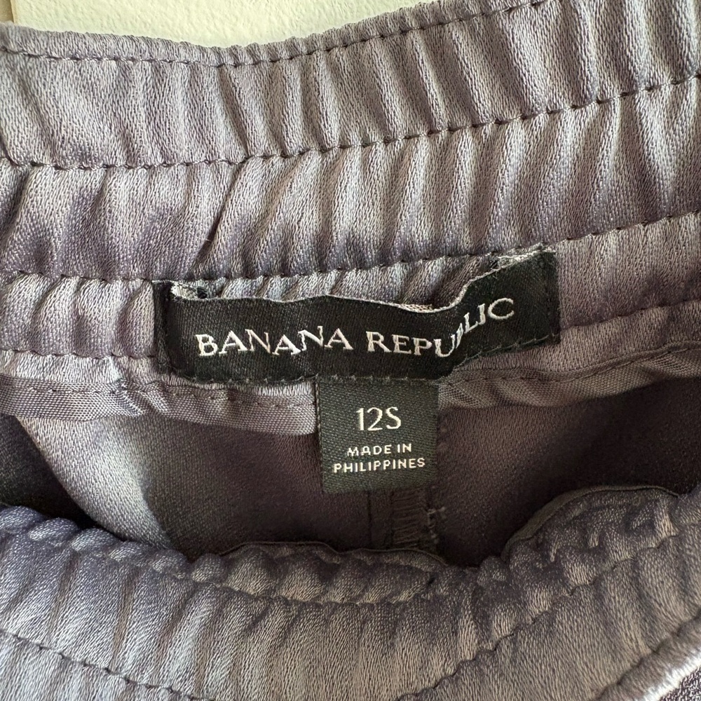 Banana Republic - High Rise Wide Leg Draw String Pants - Size 12 Short - Gray - Picture 4 of 6